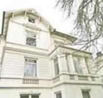 Traum-Wohnlage: 2-Zimmer-Whg in Blankeneser Altbau-Villa - Hamburg Altona