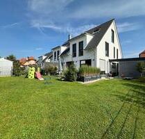 Familienfreundlich & energieeffizient: neuwertige DHH von privat - Weilersbach