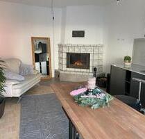 Studio Wohnung mit Kamin in Püttlingen