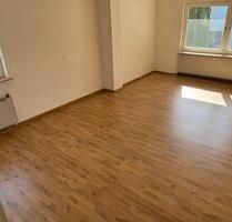 3 Zimmer Wohnung - 1.200,00 EUR Kaltmiete, ca.  90,00 m² in Hannover (PLZ: 30629) Misburg-Anderten