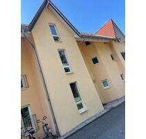 1,5 Zimmer Wohnung in Naunhof - 615,00 EUR Kaltmiete, in Naunhof (PLZ: 04683)