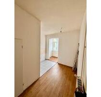 ☆ Schöne 1,5 Zimmer Wohnung ☆ - 370,00 EUR Kaltmiete, ca.  35,00 m² in Duisburg (PLZ: 47053) Duisburg-Mitte