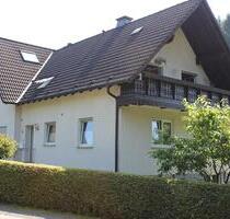 Vielseitiges Zweifamilienhaus mit schönem Grundstück - Waldbröl