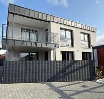 Erstbezug! Exklusive 3-Zimmer-Wohnung mit Balkon und Carport - Wegberg