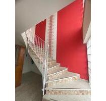 150 qm Wohnung - 5 Zimmer-Wohnung in Großenlüder