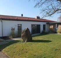 Modernes 1-Fam.-Wohnhaus m. Car-Port - Alsfeld