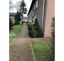 Ruhig gelegen, trotzdem zentral - renovierte Balkonwohnung mit modernem Wannenbad - Duisburg Walsum