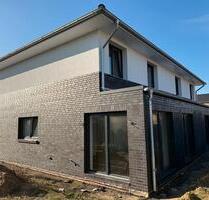 Neubau Doppelhaushälfte in Rotenburg zu vermieten *ERSTBEZUG* - Rotenburg (Wümme)