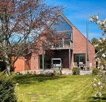 Charmantes Zweifamilienhaus mit Weitblick - Tating