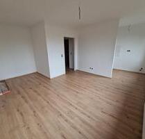 Wohnung im 1. OG, 27 m², frisch saniert, direkt am Bahnhof - Oberhausen