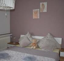 FrauenWG Möbliertes Zimmer mit Balkonzugang in Bremen Nord