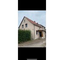 Haus. Mehrfamilienhaus. Doppelhaushälfte. PROVISIONSFREI!!! - Teuchern