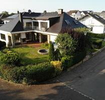 Einfam. Haus in bester Lage mit freiem Blick ins Grüne - Osann-Monzel