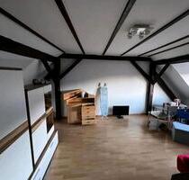 Single Dachgeschoss Wohnung 1,5 Zimmer - Idstein