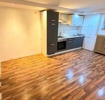 Gut geschnittene Souterrain Wohnung Mitten im Weilburgeraltstadt