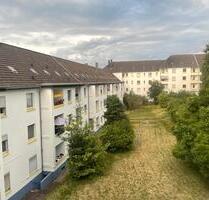 Schöne 3 Zimmer Wohnung in Frohnhausen mit Balkon - Essen Stadtbezirk III