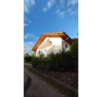 4-Zimmer Wohnung mit Balkon - 1.690,00 EUR Kaltmiete, in Glonn (PLZ: 85625)