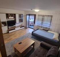 Helle 1-Zimmer Wohnung mit Balkon im 2. OG in Eningen u. Achalm - Eningen unter Achalm