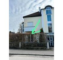 Trudering: Lichtdurchflutete 1 Zi -Whg mit Garten und Garage - München Schwabing-Freimann