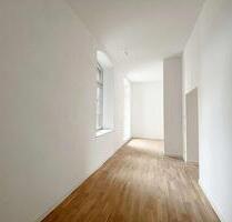 *** Moderne 2-Raum-Wohnung im sanierten Gymnasiumgebäude *** - Zwickau