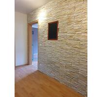 60 m² große 2 RW im 2.OG mit Balkon, Kamin und Eckbadewanne - Gera