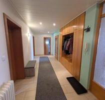 Helle 2-Zimmer-EG-Wohnung mit Balkon & EBK in Göppingen