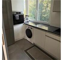 2 Zimmer Wohnung mit Balkon und Stellplatz - München Bogenhausen