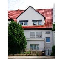 Frisch renovierte 3-Zimmer-Wohnung in der Clara-Zetkin-Straße - Erfurt Daberstedt