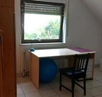 Zimmer in Studenten-WG - 280,00 EUR Kaltmiete, ca.  30,00 m² in Homburg (PLZ: 66424)