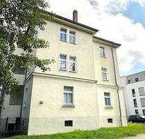 ruhige Lage I 2-Zimmer-Wohnung I Tageslichtbad mit Wanne I Balkon I Einbauküche - Leipzig Südost