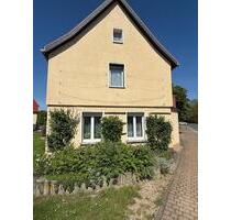 Wohnhaus mit grünem Grundstück - 120.000,00 EUR Kaufpreis, in Buttstädt (PLZ: 99628)