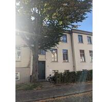 Schöne Wohnung mit großer WohnkücheTerrasseGarten - Schwerin Altstadt