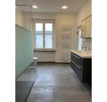 Schöne 5-Raum-Wohnung ab sofort zu vermieten - Calbe (Saale)