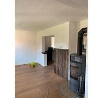 Besondere helle 4-Zimmer Wohnung mit Dachterrasse - Coburg