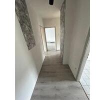 ***2-Zi-Wohnung in Wuppertal-Ronsdorf mit Balkon zu vermieten***