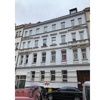 großzügige 3-Raum-Wohnung mit Balkon und Wannenbad - Leipzig Süd