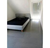 Schöne 2-Zimmer-Wohnung mit 20 m² Terrasse & Einbauküche - Ravensburg