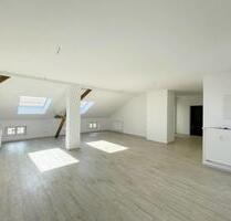 Modernes Dachgeschoss-Feeling – 3 Zimmer mit Terrasse im Paulusviertel + 1 Monat kaltmietfrei! - Halle (Saale)