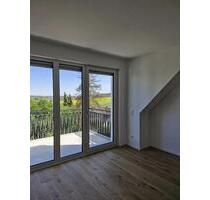 Neubau-Galerie-Wohnung mit Blick ins Grüne in Grass - Regensburg Galgenberg