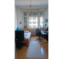 1,5 Zimmer in 3 Zimmerwohnung - 600,00 EUR Kaltmiete, ca.  16,00 m² in Frankfurt am Main (PLZ: 60322) Innenstadt 2