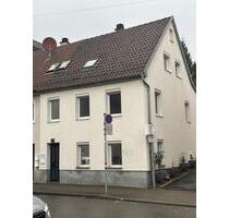 Gepflegte Doppelhaushälfte in zentraler Lage – Nähe Schwabengalerie, ideal für Paare oder Expats - Stuttgart Vaihingen