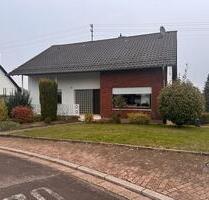 100m2 Wohnung in Düppenweiler - 900,00 EUR Kaltmiete, ca.  100,00 m² in Beckingen (PLZ: 66701)