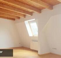 Wohnen mit dem gewissen Etwas? 2-Raum Dachgeschosswohnung mit Charme und EBK - Zwickau Zwickau-Nord