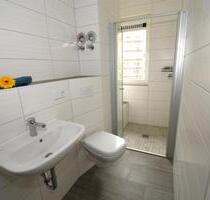 Modernisierte 2 Raumwohnung mit EBK ab November 2025 - Hohenstein-Ernstthal