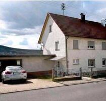 Ferienwohnung - 75,00 EUR Kaltmiete, in Lauda-Königshofen (PLZ: 97922)