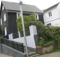 Einfamilienhaus in Bergisch Gladbach in zentraler Lage