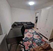 WG ZIMMER (FRAUEN) - 475,00 EUR Kaltmiete, ca.  20,00 m² in Bielefeld (PLZ: 33609) Heepen