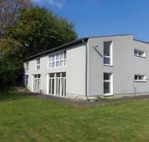 Preishammer! Vom Schulgebäude zum Mehrfamilienhaus mit 12 exklusiven Wohneinheiten - Gummersbach Hepel