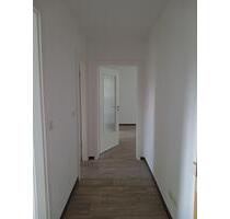 Helle 2- Zimmer-Wohnung mit Balkon im Erdgeschoss - Bischofswerda