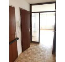 Frisch sanierte 2-Zimmer-Wohnung mit Balkon & Tiefgaragenstellpla - Bonn Bad Godesberg
